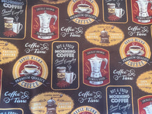 Load image into Gallery viewer, Crossback Aprons