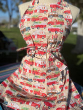 Load image into Gallery viewer, Christmas camper apron