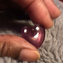 Load image into Gallery viewer, Heart shaped earrings (large)