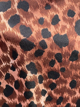 Load image into Gallery viewer, S & S Shoulder top(leopard print) L-XL