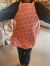 Load image into Gallery viewer, Apron(Lots of hearts)Full