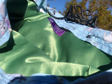 Load image into Gallery viewer, Pretty Kitties