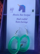 Load image into Gallery viewer, Open oval earring (large)