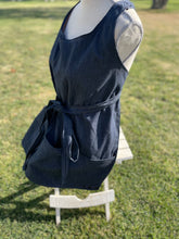 Load image into Gallery viewer, Woodworkers Apron