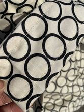 Load image into Gallery viewer, Retro apron (Black open circles)