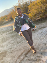 Load image into Gallery viewer, Poncho