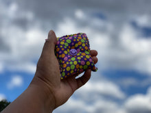 Load image into Gallery viewer, Pincushion