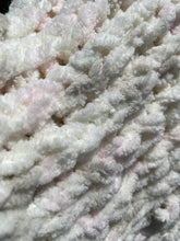 Load image into Gallery viewer, Afghan (Blush,taupe and cream)