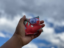 Load image into Gallery viewer, Pincushion