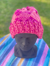 Load image into Gallery viewer, Argyle hats
