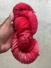 Load image into Gallery viewer, DK(Sparkle)231 yards
