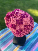 Load image into Gallery viewer, Argyle hats
