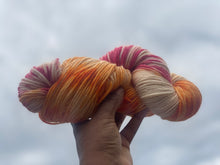 Load image into Gallery viewer, DK(Sparkle)231 yards
