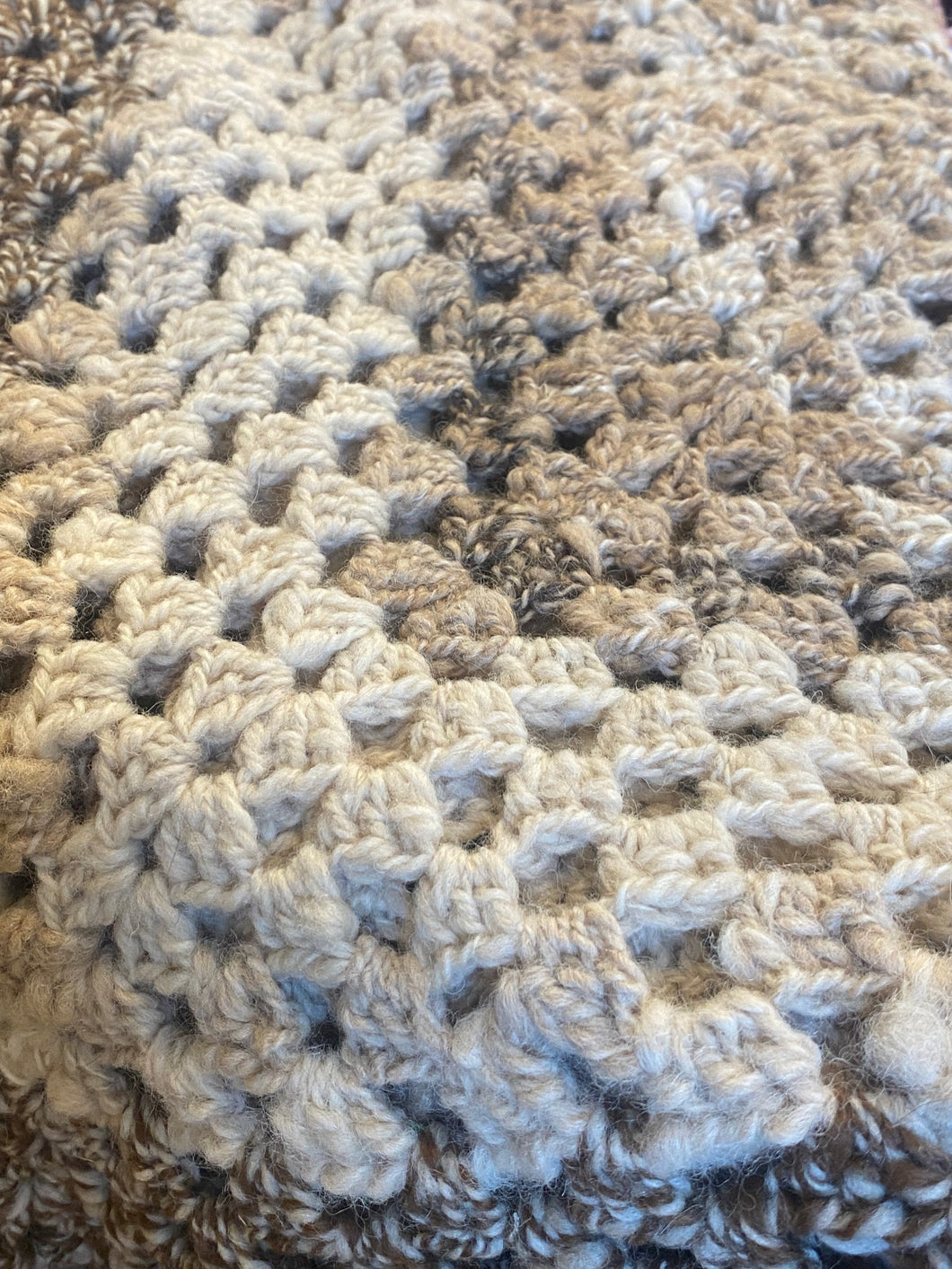 Alpaca/wool afghan(lapghan)(crocheted)