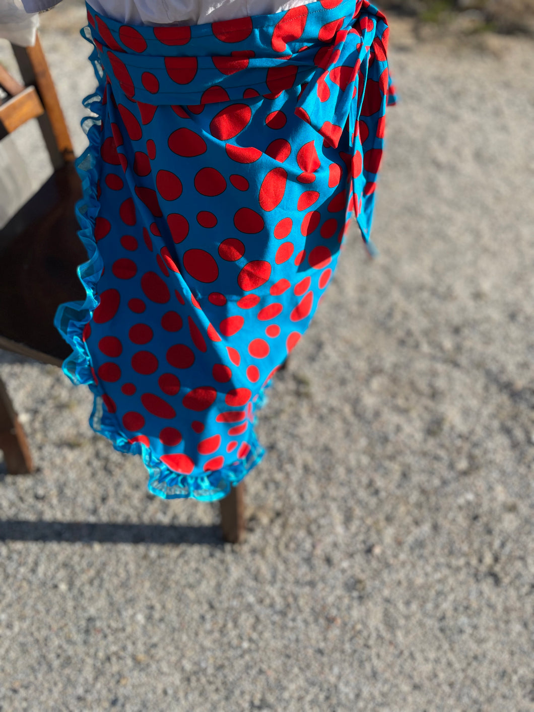 Retro apron(turquoise/ red polka dots)