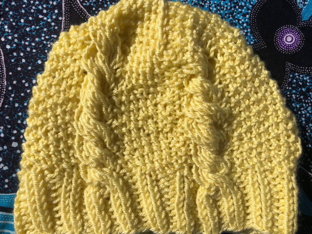 Cables and seeds beanie(yellow)