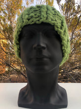 Load image into Gallery viewer, Smoothly slouching hat(pea green)
