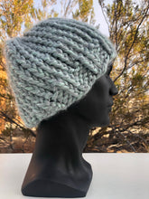 Load image into Gallery viewer, Smoothly Slouching hat(Pale mint)
