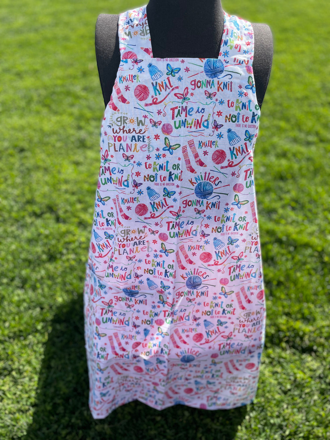 Knitter aprons