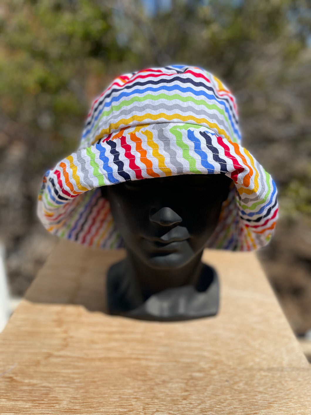 Bucket hat(rainbow striped)